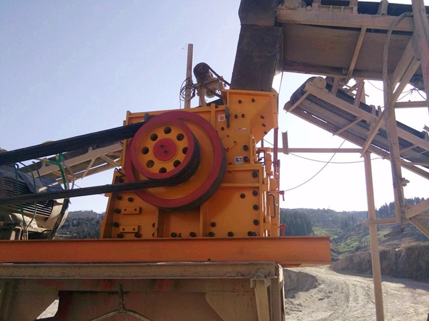 昆明宜良Jn4號砂機(jī)安裝現(xiàn)場